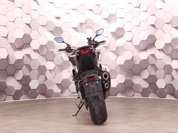 2022 Honda CB 1000R, серый - вид 5