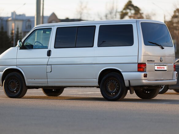 2002 Volkswagen Multivan T4, серебристый, 915000 рублей - вид 1