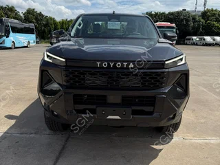 2026 Toyota Hilux IX, чёрный, 7990000 рублей, вид 2