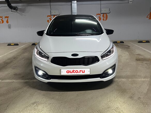 2016 Kia Ceed II Рестайлинг, белый, 1199000 рублей