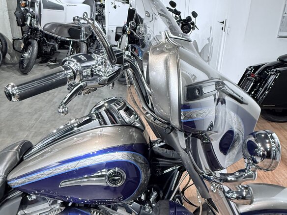 2016 Harley-Davidson CVO Limited, синий, 1799000 рублей - вид 29