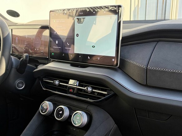 2025 Skoda Kodiaq II, золотистый - вид 13