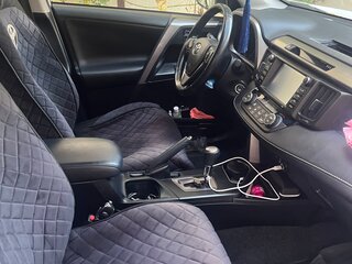 2017 Toyota RAV4 IV (XA40) Рестайлинг, белый, 2800000 рублей, вид 5