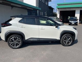 2021 Toyota Yaris Cross I, белый, 1340300 рублей, вид 4