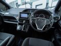 2017 Toyota Noah III (R80) Рестайлинг, чёрный, 2299000 рублей - вид 9