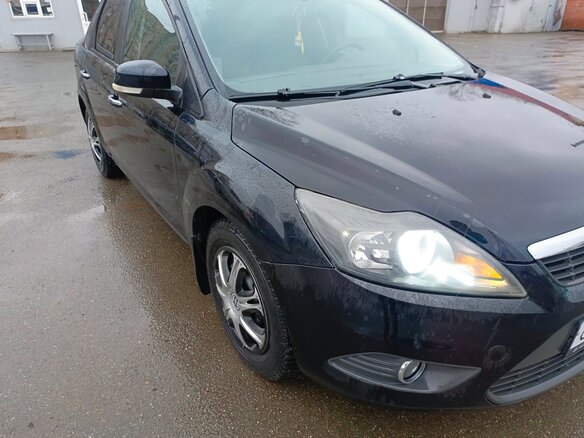 2010 Ford Focus II Рестайлинг, чёрный, 700000 рублей