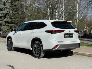 2026 Toyota Highlander IV (XU70), белый, 5299000 рублей, вид 4