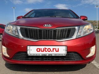 2013 Kia Rio 4-speed III, красный, 850000 рублей, вид 3