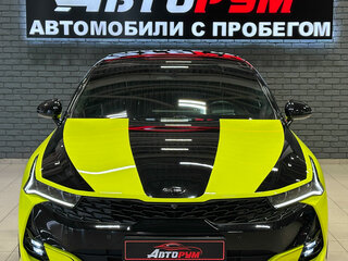 2020 Kia K5 III, жёлтый, 3167000 рублей, вид 3