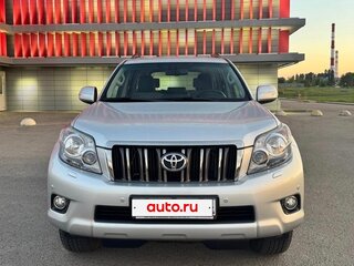 2012 Toyota Land Cruiser Prado 150 Series, серебристый, 4500000 рублей, вид 2