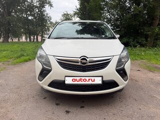 2013 Opel Zafira C, белый, 900000 рублей, вид 2