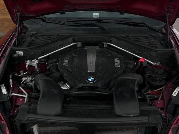 2008 BMW X6 50i 6-speed I (E71), красный, 1599999 рублей - вид 27