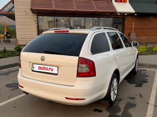 2012 Skoda Octavia II (A5) Рестайлинг, белый, 1000000 рублей, вид 4