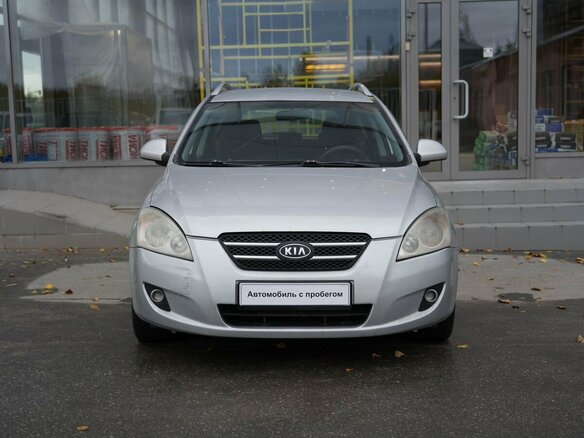 2008 Kia Ceed I, серебристый, 550000 рублей - вид 1