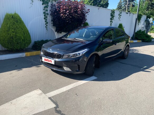 2017 Kia Cerato III Рестайлинг (Classic), синий, 1400000 рублей - вид 1
