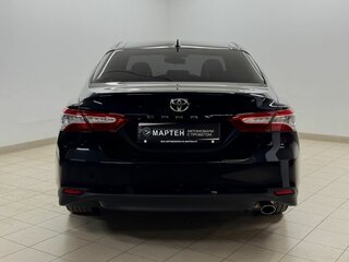 2021 Toyota Camry VIII (XV70) Рестайлинг, чёрный, 3470000 рублей, вид 5