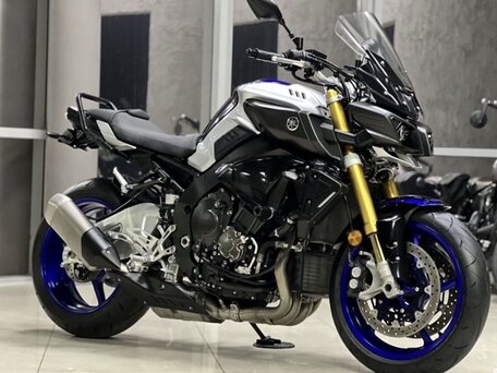 2017 Yamaha MT-10SP, чёрный, 1499999 рублей, вид 1
