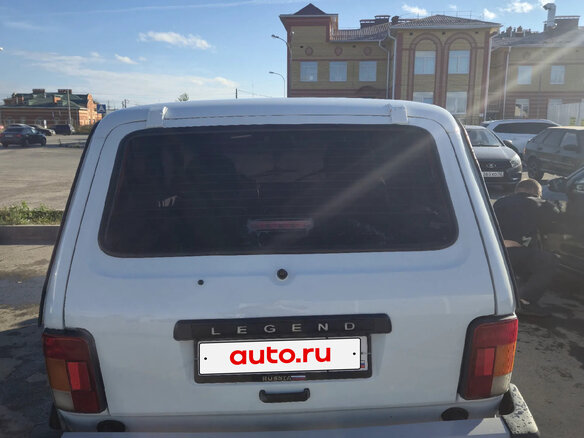 2007 Lada (ВАЗ) 2121 (4x4) I Рестайлинг, белый - вид 1