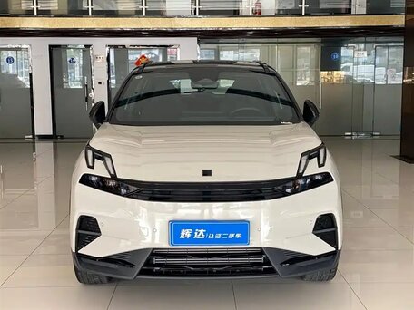 Lynk & Co 06 I Рестайлинг