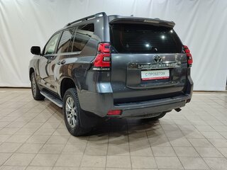 2017 Toyota Land Cruiser Prado 150 Series Рестайлинг 2, серый, 4550000 рублей, вид 5