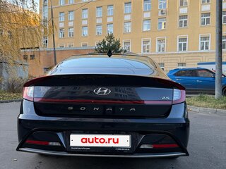 2021 Hyundai Sonata VIII (DN8), синий, 3250000 рублей, вид 4