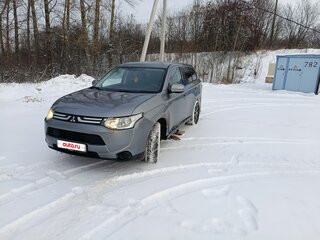 2012 Mitsubishi Outlander III, серый, 1100000 рублей, вид 2