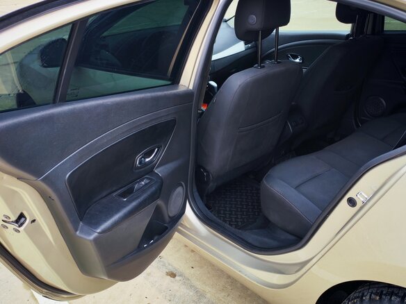 2012 Renault Fluence I, бежевый, 650000 рублей - вид 14