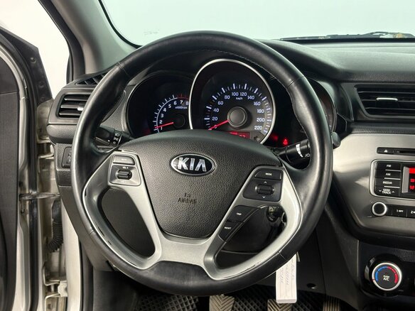 2016 Kia Rio III Рестайлинг, серебристый, 960000 рублей - вид 14