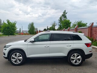 2018 Skoda Kodiaq I, белый, 2280000 рублей, вид 4