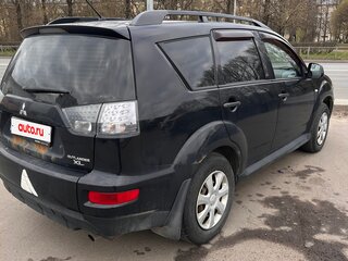 2011 Mitsubishi Outlander II Рестайлинг, чёрный, 920000 рублей, вид 4