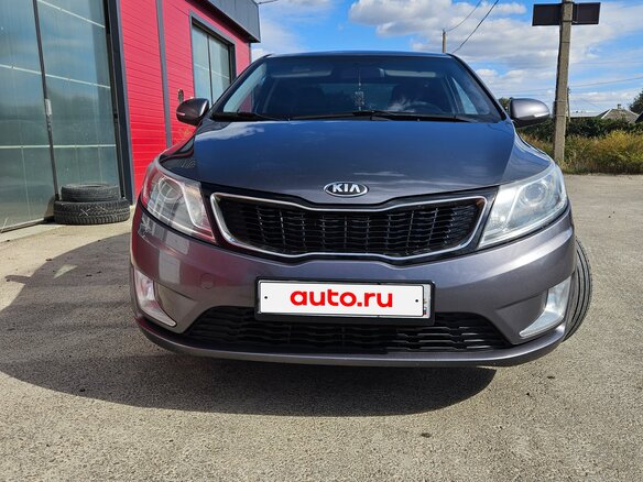2013 Kia Rio 4-speed III, серый - вид 1
