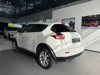 2013 Nissan Juke I, белый, 990000 рублей, вид 4