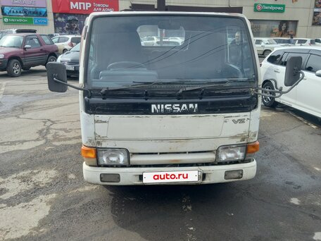 1992 Nissan Atlas, белый, 650000 рублей, вид 1