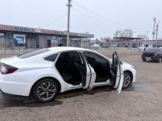 2020 Hyundai Sonata VIII (DN8), белый, 2300000 рублей, вид 4
