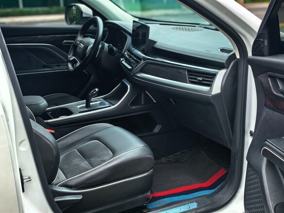 2022 Haval H6 II Рестайлинг, белый, 1300600 рублей - вид 2