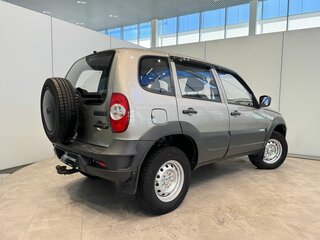 2014 Chevrolet Niva I Рестайлинг, коричневый, 715000 рублей, вид 5