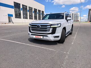 2021 Toyota Land Cruiser 300 Series, белый, 9199999 рублей, вид 1
