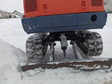 1999 Kubota Миниэкскаваторы, красный, 1520000 рублей, вид 5