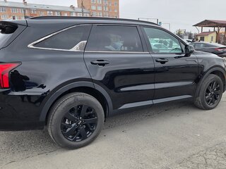 2020 Kia Sorento IV, чёрный, 2900000 рублей, вид 3