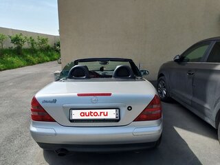 2000 Mercedes-Benz SLK-Класс 230 I (R170), серебристый, 800000 рублей, вид 3