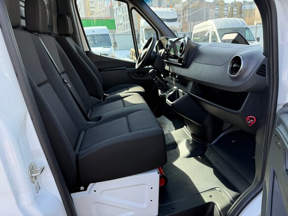 2025 Mercedes-Benz Sprinter, белый, 9900000 рублей - вид 16