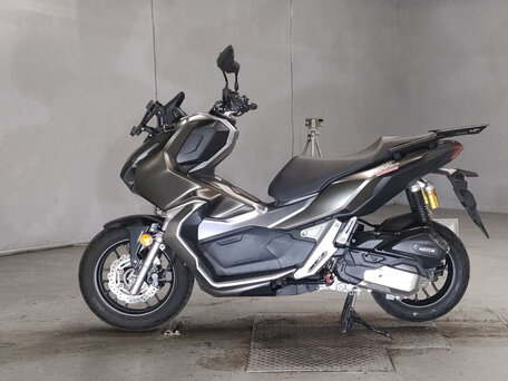 2020 Honda ADV150, серый, 410000 рублей, вид 1
