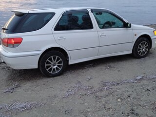 1999 Toyota Vista Ardeo V (V50) Рестайлинг, белый, 640000 рублей, вид 2