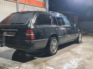 1988 Mercedes-Benz W124 300, чёрный, 280000 рублей, вид 5