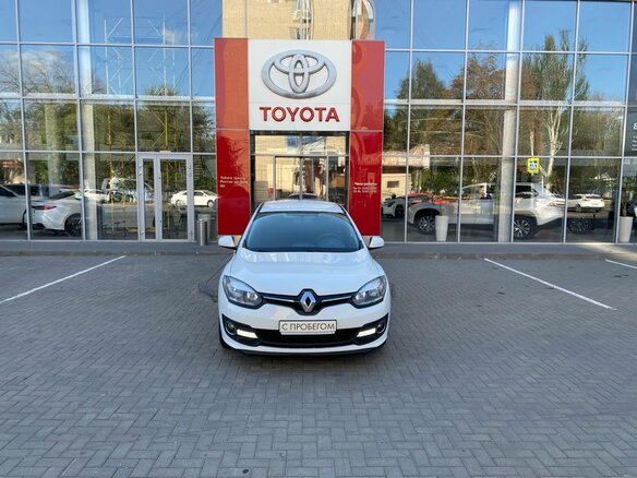 2014 Renault Megane III Рестайлинг, белый, 899000 рублей