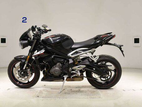 2018 Triumph Street Triple, чёрный, 749000 рублей, вид 1