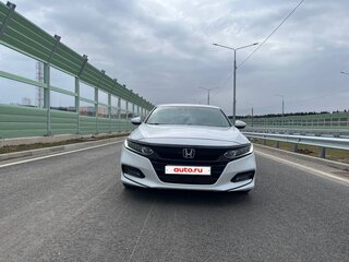 2019 Honda Accord X, белый, 1850000 рублей, вид 2