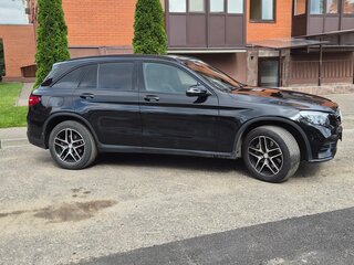 2015 Mercedes-Benz GLC 300 I (X253), чёрный, 3149000 рублей, вид 4