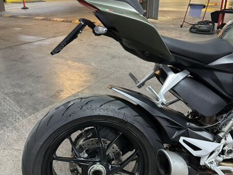 2024 Ducati Streetfighter V2, зелёный, 2700000 рублей, вид 5