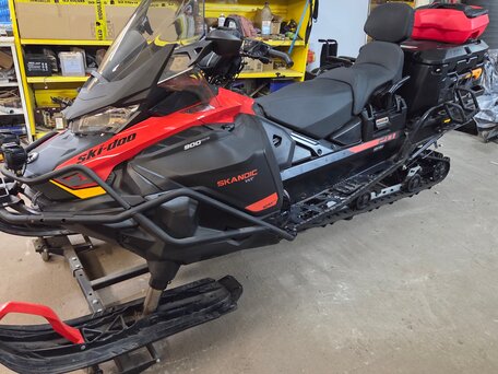 2021 BRP Ski-Doo Skandic LE 900 ACE, красный, 3100000 рублей, вид 5